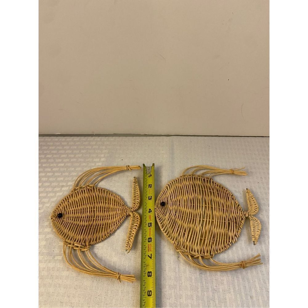 2 Natural wood wicker Fish decoration beach theme  8x8"‎ and 6.5" x8"